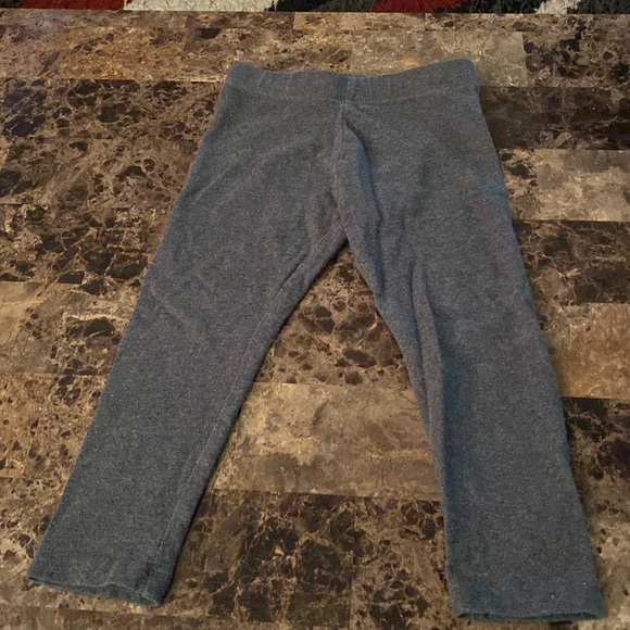3 for $15 Toddler leggings, size 2 - Picture 2 of 3
